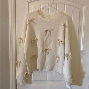 Luna Ivy Bow Sweater NWOT size L